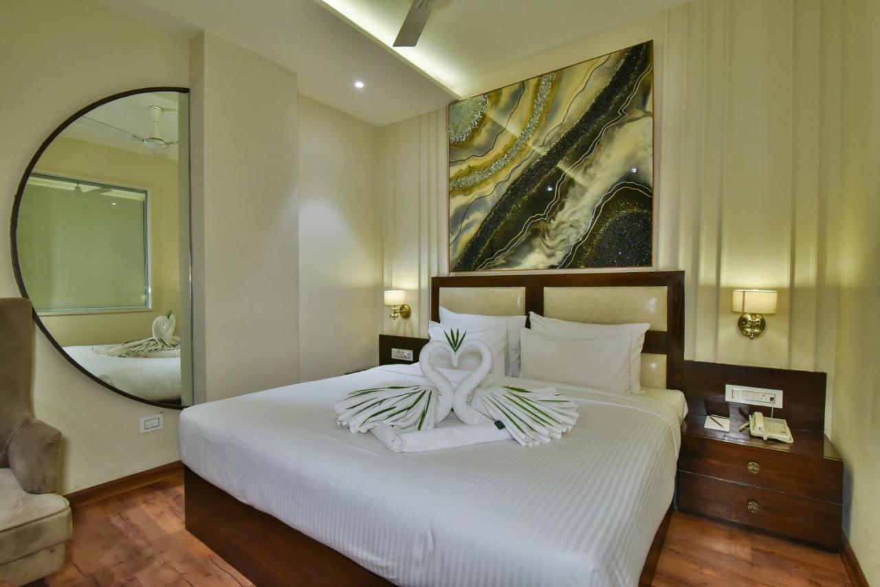 Hotel Br Grand With Nimo Club Amritsar -5 Mint From Golden Temple المظهر الخارجي الصورة