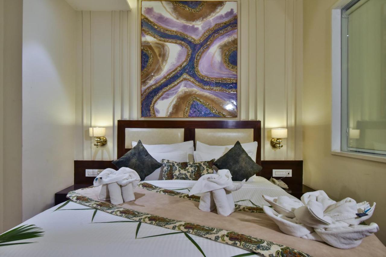 Hotel Br Grand With Nimo Club Amritsar -5 Mint From Golden Temple المظهر الخارجي الصورة